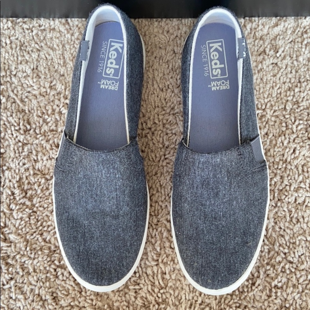 Keds new gray dream foam shoes